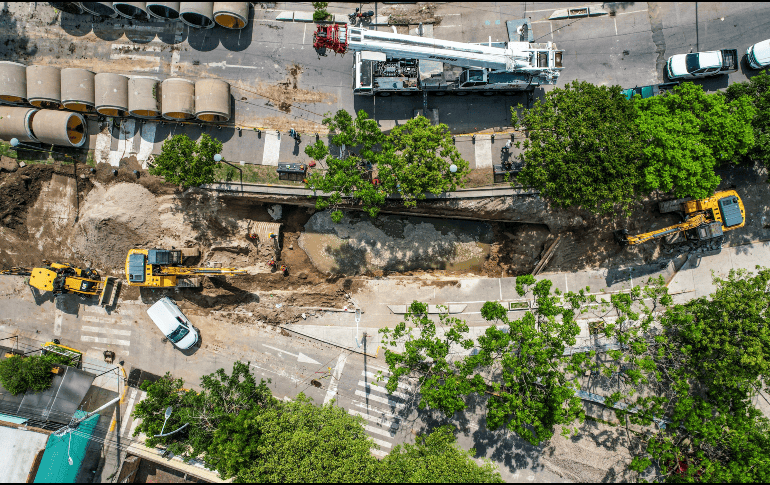 Vista aérea el socavón que se formó en la colonia El Bethel en Guadalajara el viernes 4 de julio de 2025. EL INFORMADOR/ARCHIVO