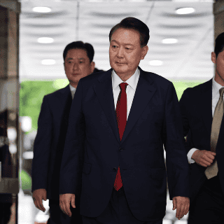 Aprueban nuevo arresto de expresidente de Corea del Sur por ley marcial