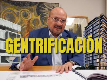 El arquitecto Saúl Alcántara explica la demolición silenciosa que provoca la gentrificación. EFE / María Julia Castañeda