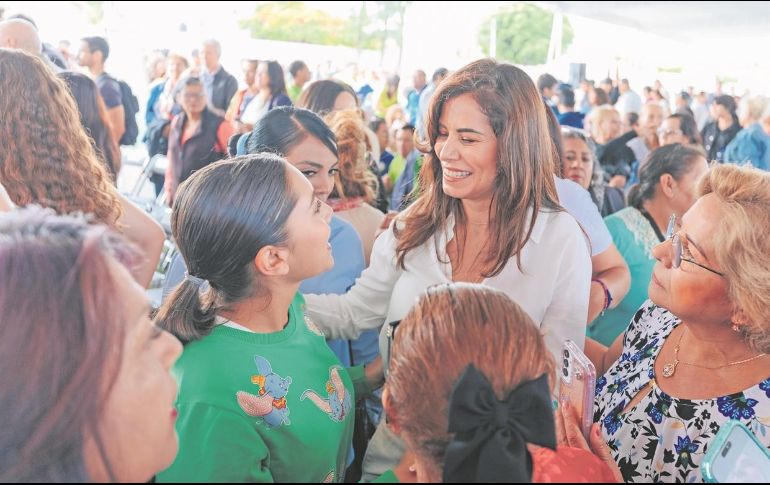 Verónica Delgadillo. La presidenta municipal convivió con personas cuidadoras. ESPECIAL
