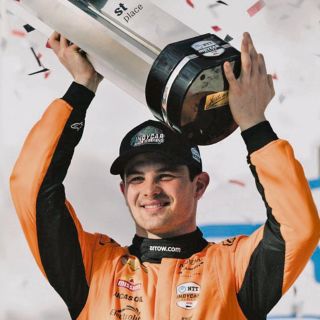 Pato O'Ward gana en Iowa