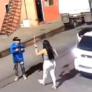 Sujeto asesina a una mujer con un arma larga en Guadalajara y queda videograbado