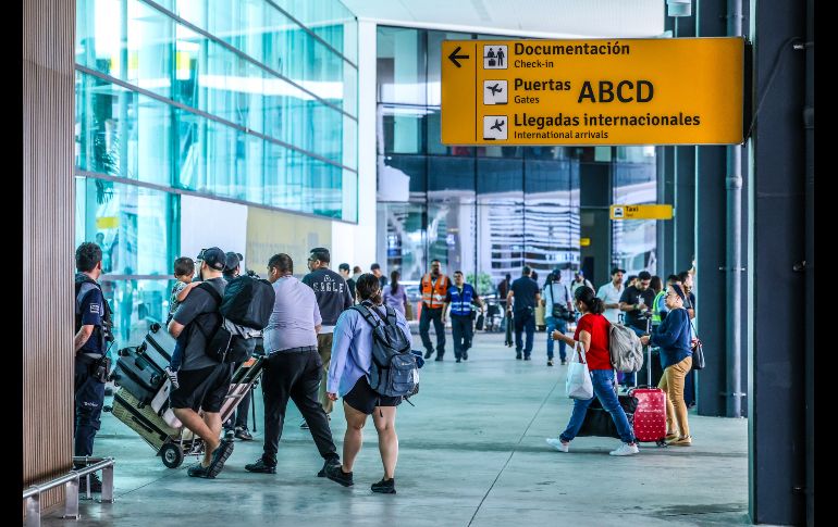 Durante el año pasado en el aeropuerto tapatío se movilizaron a 17 millones 848 mil pasajeros totales. EL INFORMADOR/ A. Navarro