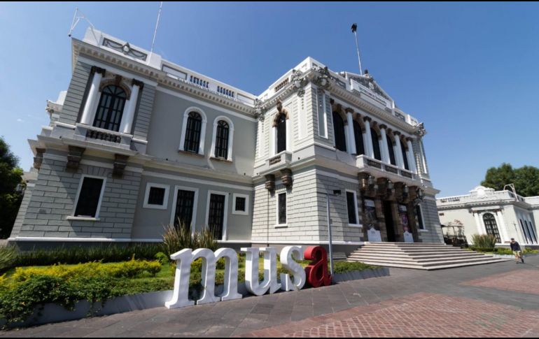 La entrada es libre y, además de las exposiciones, el MUSA cuenta con tienda de artículos de diseño y una cafetería que operará hasta el 31 de julio, antes de ser renovada. CORTESÍA / MUSA