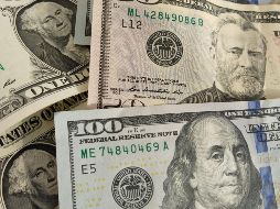 En el acumulado semanal, la divisa estadounidense logró avanzar un 1%. UNSPLASH