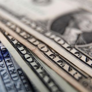 Peso mexicano recupera valor tras dos días de presión por disputas comerciales bilaterales