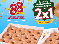 Krispy Kreme premia a sus fieles clientes con el 2x1 en docenas y medias docenas de donas. X/@krispykrememx