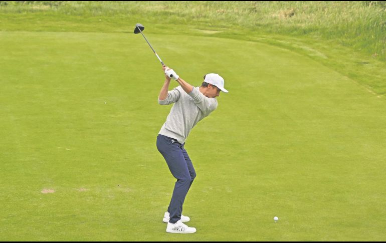 Carlos Ortiz señaló que jugar en un campo como el Royal Portrush resulta siempre complicado. AFP/G. Kirk