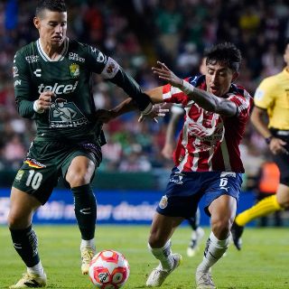Chivas cae en su debut por la mínima diferencia ante León