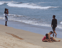 En la sofocante metrópoli vallartense, y de acuerdo con la cadena del clima, Meteored, el cielo permanecerá enteramente soleado. ARCHIVO / EL INFORMADOR