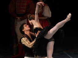 El bailarín mexicano Isaac Hernández, originario de Guadalajara, protagonizó una función inolvidable de 