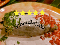 Los chiles en nogada son un platillo tradicional mexicano. UNSPLASH/ S. Rodrigues