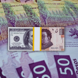 Peso APALEA al dólar tras días malos en cierre semanal