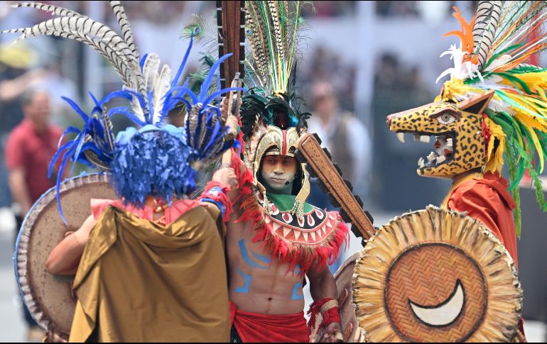 Cientos de actores escenificaron la gesta mítica de la fundación de Tenochtitlan. AFP / A. Estrella