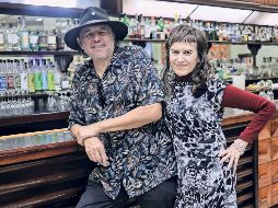 El escritor Guillermo Fadanelli y la creadora de videodanza Yolanda M. Guadarrama han creado un catálogo de 45 títulos. SUN/F. Rojas