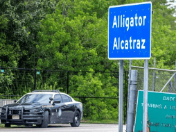 El cónsul de México en Orlando recibió en días pasados a Martín González, padre de los jóvenes Carlos y Alejandro, para dar seguimiento al caso.  EFE / ARCHIVO
