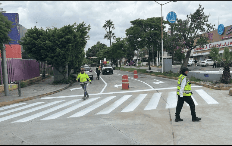 Durante los trabajos, SIAPA y la dirección de Cercanía Ciudadana de Zapopan brindaron pipas gratuitas a los vecinos que así lo requirieran. CORTESÍA