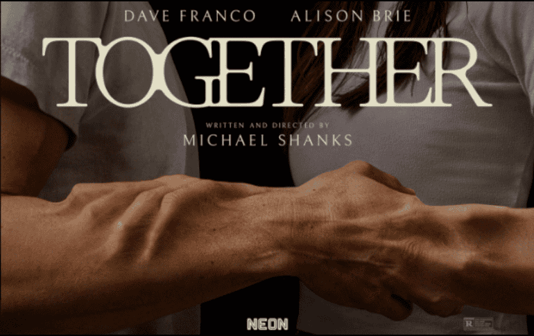 En un intento por reconectar, los protagonistas deciden realizar una actividad que los lleva a explorar una cueva, donde una misteriosa presencia sobrenatural cambiará su vínculo para siempre. X / @neonrated