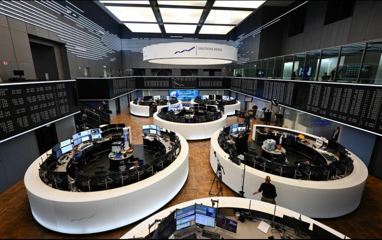 Recuerda, antes de invertir, que cada una de estas operaciones y estilos tiene sus ventajas y sus riesgos por lo que es importante prepararse e investigar antes de hacerlo. EFE