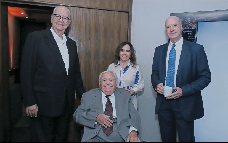 Jorge Corvera, René Rivial, Florencia Rivial y Luis Aranguren. Presentes en la gala de reconocimientos. EL INFORMADOR/C. Jimeno