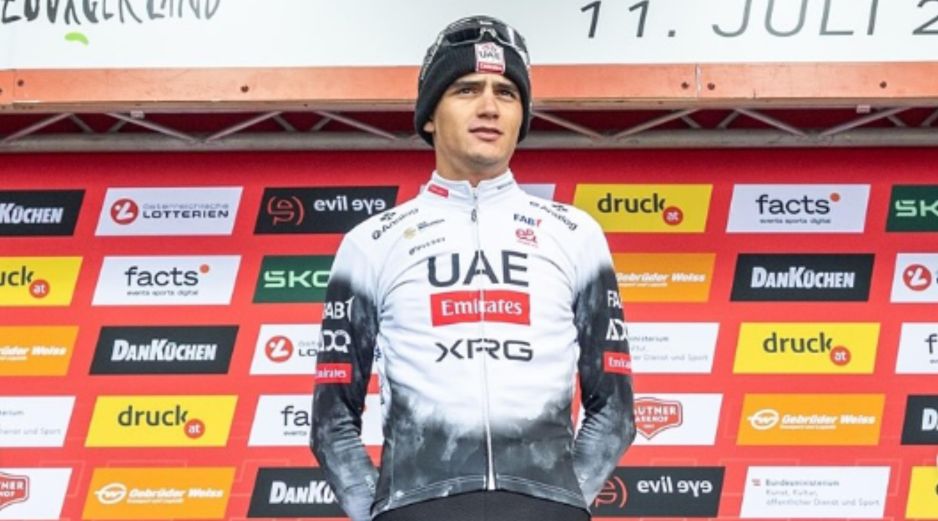 Temporada tras temporada, el equipo de los Emiratos Árabes ha atraído a un número creciente de ciclistas de talla mundial y patrocinadores de calidad. IG / @isaac_deltoro_romero1