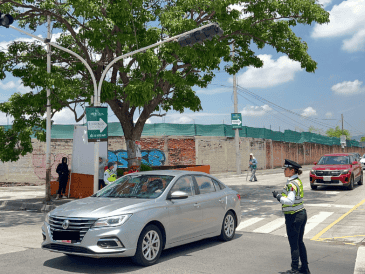 La Policía Vial reconoció que la vialidad registró alta afluencia vehicular. CORTESÍA