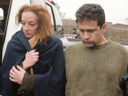 Luego de 19 años y medio sin sentencia, jueza absuelve a Israel Vallarta y ordena liberación inmediata. En la foto aparece con Florence Cassez al momento de su detención. ESPECIAL