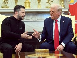 Zelenski abordó con Trump los acuerdos que permitirán a Kiev comprar nuevas partidas de armamento de Estados Unidos con dinero de otros países. AFP / ARCHIVO
