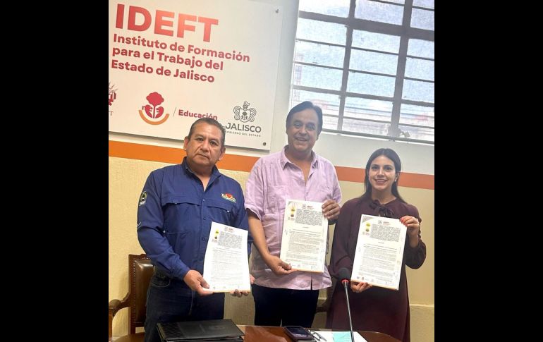 El convenio fue firmado por directivos del IDEFT, representantes legales de NatureSweet y responsables de impacto social de la firma. CORTESÍA
