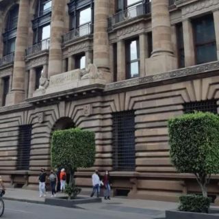 Banxico LE BAJA a sus recortes a la tasa de interés
