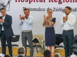 La Presidenta Claudia Sheinbaum y el Gobernador Pablo Lemus Navarro inauguraron la primera etapa del Hospital Regional de Tlajomulco, anunciando inversión para mejorar accesos y servicios, con el compromiso de fortalecer la salud y desarrollo urbano en la región. EL INFORMADOR/A. Navarro