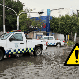 Inundaciones, árboles caídos y vehículos varados, lo que dejó la tormenta en la ZMG