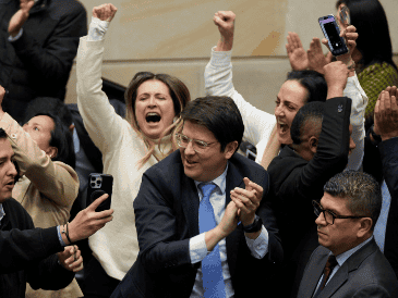 Miguel Uribe Turbay falleció el lunes 11 de agosto de 2025, luego de haber sido víctima de un atentado y estar hospitalizado. AP / ARCHIVO