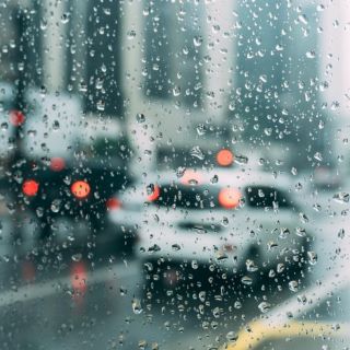 ¿Cómo sobrevivir a las lluvias intensas en tu auto?