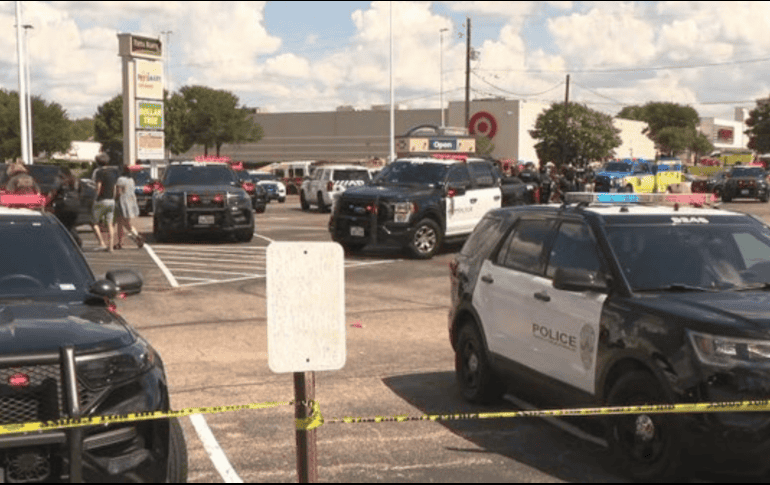 De acuerdo con el medio KVUE, entre tres y cinco individuos, incluido un menor de edad, resultaron heridos por disparos. ESPECIAL