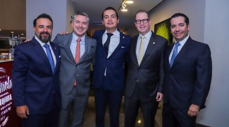 Diego Bouquet, Checo Barrera, Joel Hernández, David Bercovici y Juan Carlos Orea durante el 137 aniversario de la Cámara de Comercio de Guadalajara. GENTE BIEN JALISCO / Revista del 15 de agosto 2025