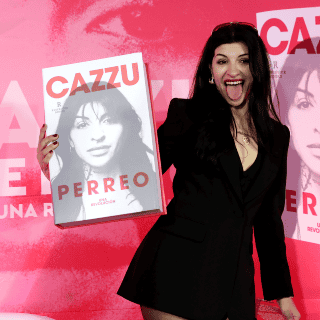 Cazzu presenta su libro 'Perreo, una revolución', una reflexión sobre el machismo en la música