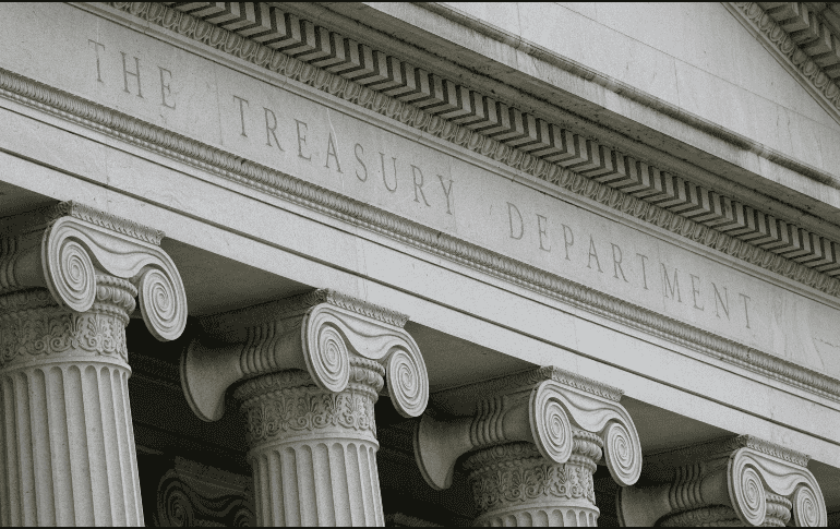 Según el FBI, hay aproximadamente seis mil víctimas estadounidenses, quienes reportaron pérdidas de casi 300 millones de dólares entre 2019 y 2023 debido a fraudes de tiempo compartido en México. AP / ARCHIVO