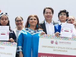 La Beca Rita Cetina está dirigida a familias con hijos o menores bajo su cuidado que cursan la educación básica. CORTESÍA/SEP