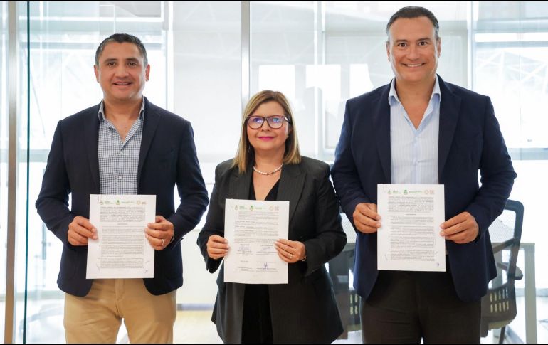 El evento estuvo encabezado por Manuel Herrera Vega, Secretario de Desarrollo Energético Sustentable (SEDES), y Eneida del Socorro Góngora Sánchez, Presidenta de la asociación civil WEN, además también participó Enrique Bernardo Rubio León, Director General de la Agencia de Energía del Estado de Jalisco. CORTESÍA