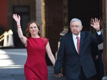 De acuerdo con información del diario español ABC, Gutiérrez Müller se mudó a España junto con su hijo Jesús Ernesto. ESPECIAL / PRESIDENCIA