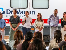 El tren también cuenta con una farmacia para entregar medicamentos, lentes y aparatos auditivos para quienes lo necesiten, totalmente gratuitos. EL INFORMADOR / A. Navarro