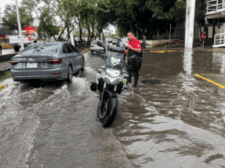 La tormenta de este miércoles 20 de agosto dejó múltiples afectaciones en el Área Metropolitana de Guadalajara (AMG). ESPECIAL/Policía Vial Jalisco