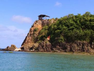 Quienes buscan aventura pueden encontrar playas accesibles únicamente por lancha o senderos; mientras que quienes prefieren comodidad, tienen a la mano playas con servicios turísticos de primer nivel. EL INFORMADOR / ARCHIVO