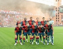 El central mexicano, Johan Vásquez, vio actividad los 90 minutos con el Genoa en el empate sin anotaciones ante Lecce. X/ @GenoaCFC