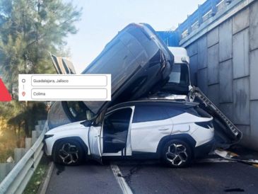 Este miércoles se registró un aparatoso percance vial sobre la autopista Guadalajara - Colima. ESPECIAL