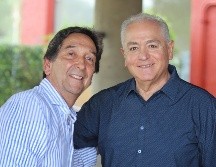 Julio Acevedo y Eduardo “Chacho” Vergara en la reunión de ex-alumnos del Colegio Cervantes Costa Rica Generación 1962-1975. GENTE BIEN JALISCO / Revista del 29 de agosto 2025