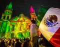 Para celebrar la noche más mexicana del año, Pepe Aguilar y sus hijos Ángela y Leonardo Aguilar, cantantes de música regional mexicana, encabezarán la celebración de "El Grito Al Estilo Jalisco" el próximo 15 de septiembre. CORTESÍA