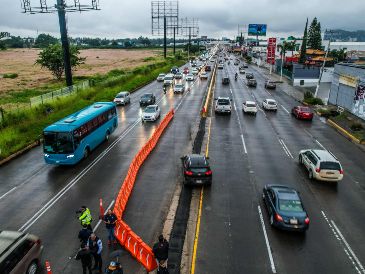 La extensión del contraflujo en López Mateos busca agilizar el paso de los vehículos sobre una de las avenidas más conflictivas de la ciudad. EL INFORMADOR / A. Navarro