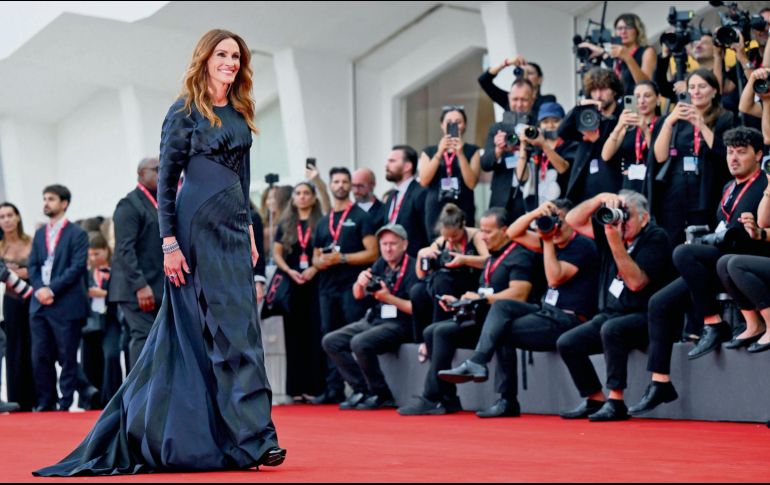 La actriz estadounidense se estrenó en la alfombra roja del Festival de Cine de Venecia. EFE